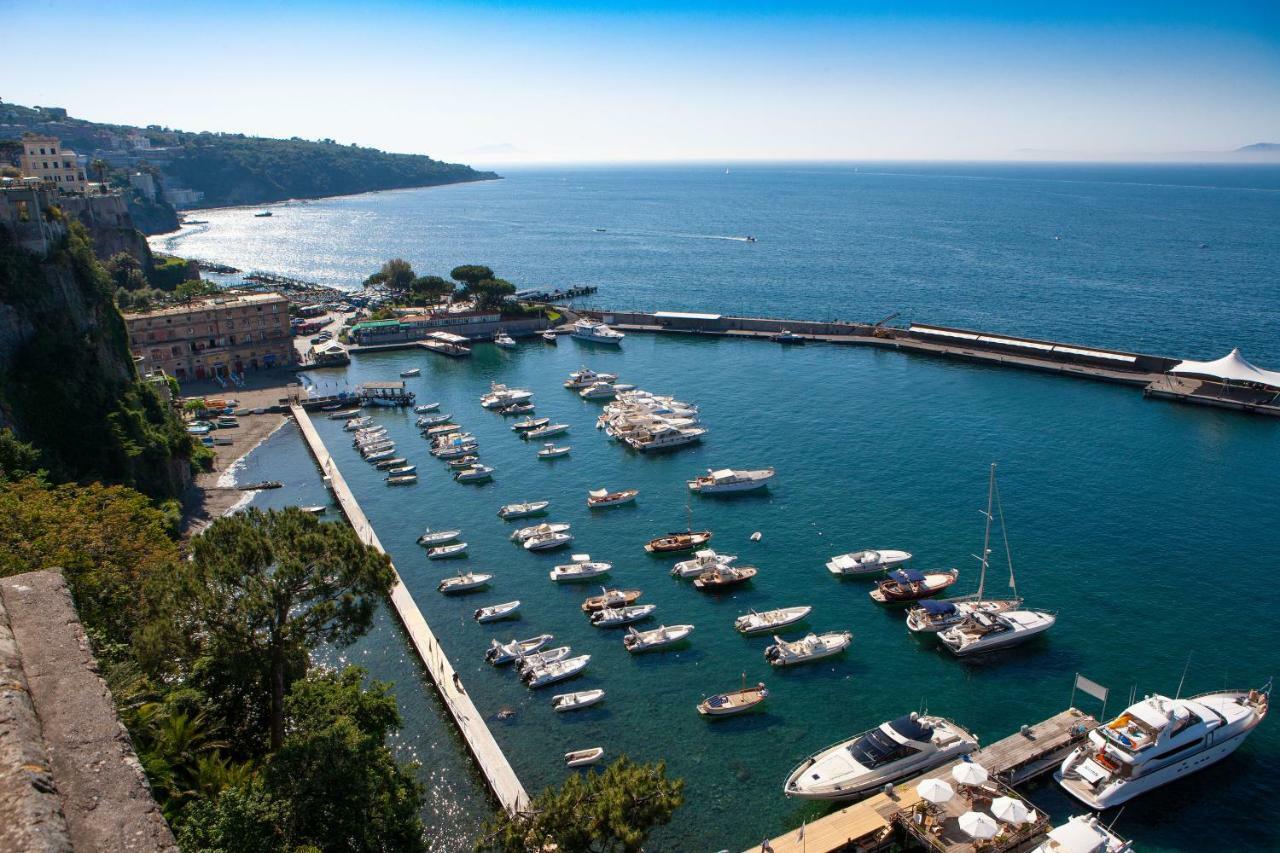 Le Muse Suite Sorrento Exterior photo